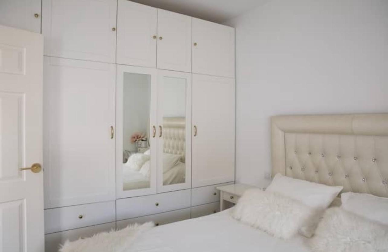 Apartamento - La Vie En Rose Tarifa Kültér fotó